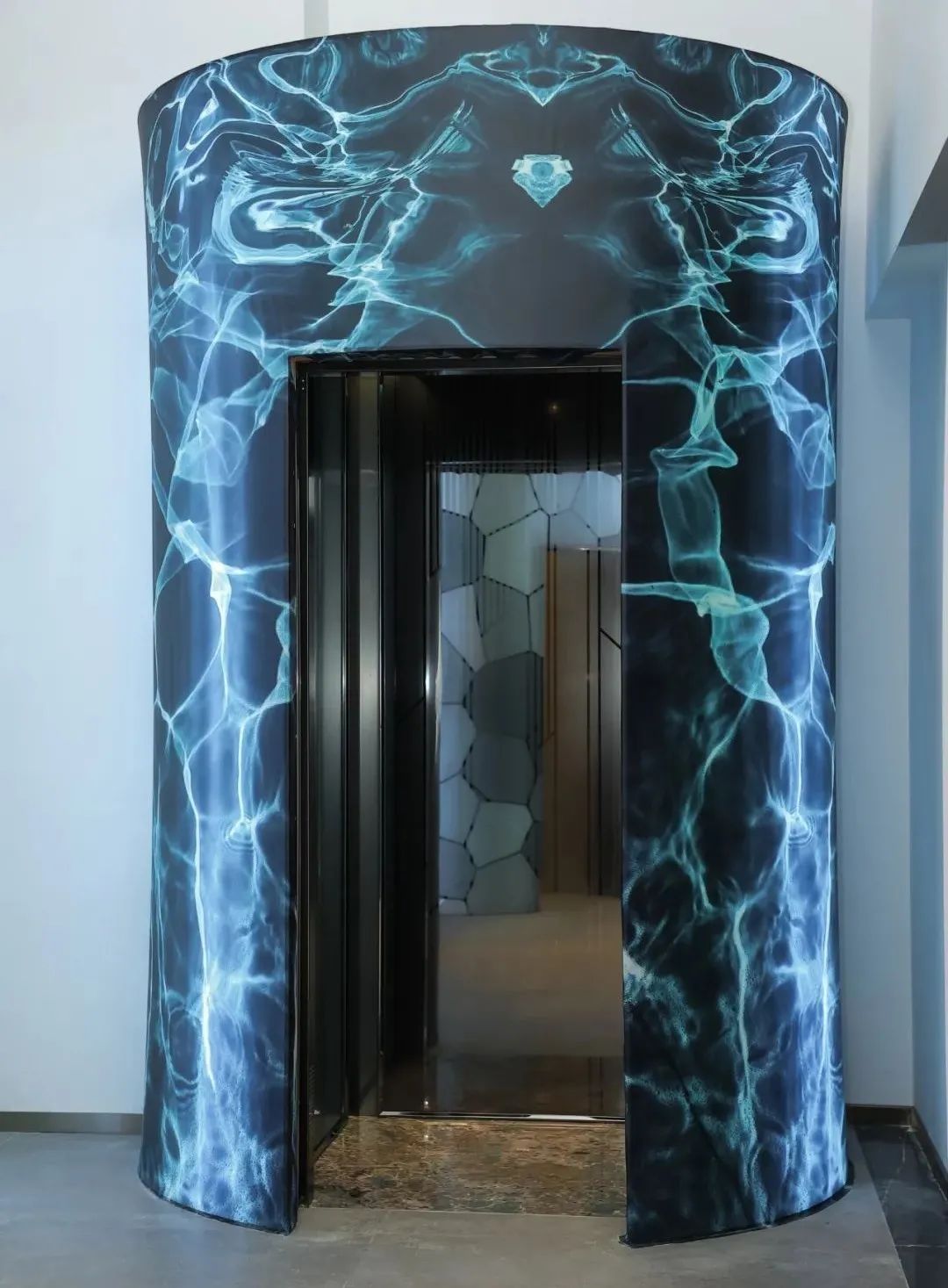 开启伟大航路 | 迅达别墅梯成都体验中心盛大开业!